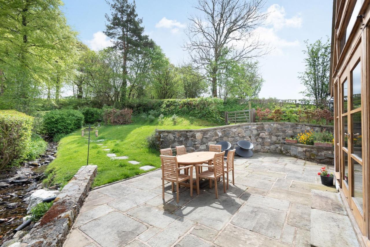 Pen Y Bont Villa Llangollen Bagian luar foto
